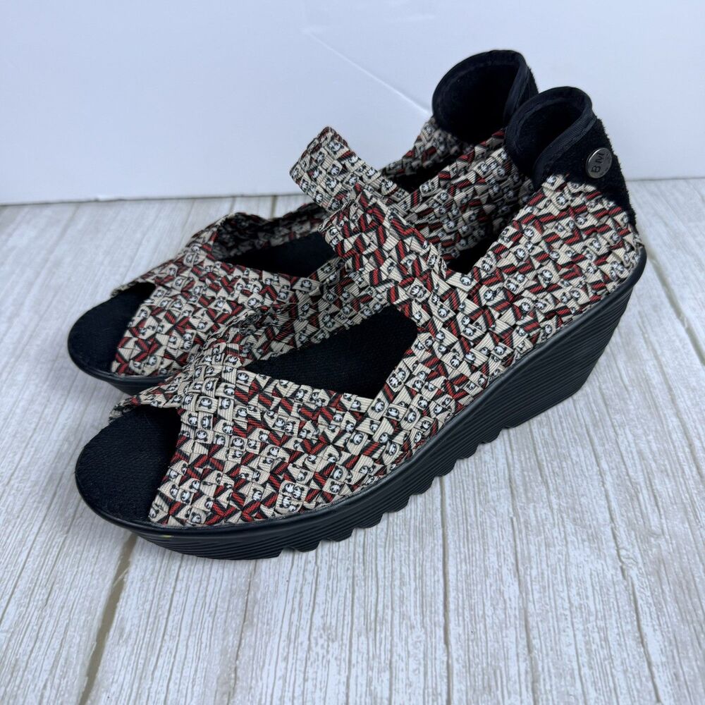 Bernie Mev Drake Woven Floral Wedge Slip On Shoes Size 39 EU, Size 8-8.5 US